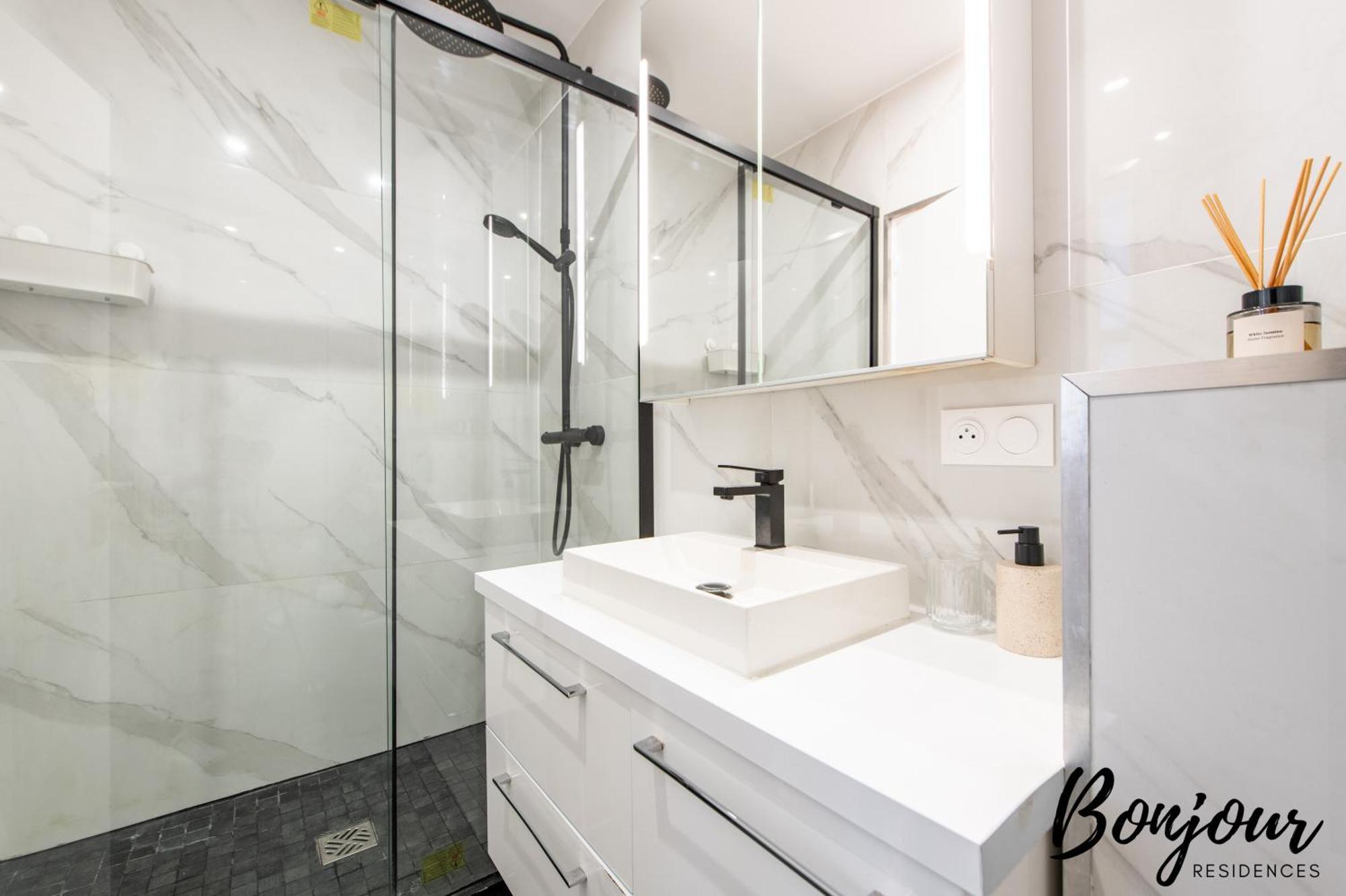 Free Parking - Porte D'Orleans - 2 Bedrooms Montrouge Ngoại thất bức ảnh