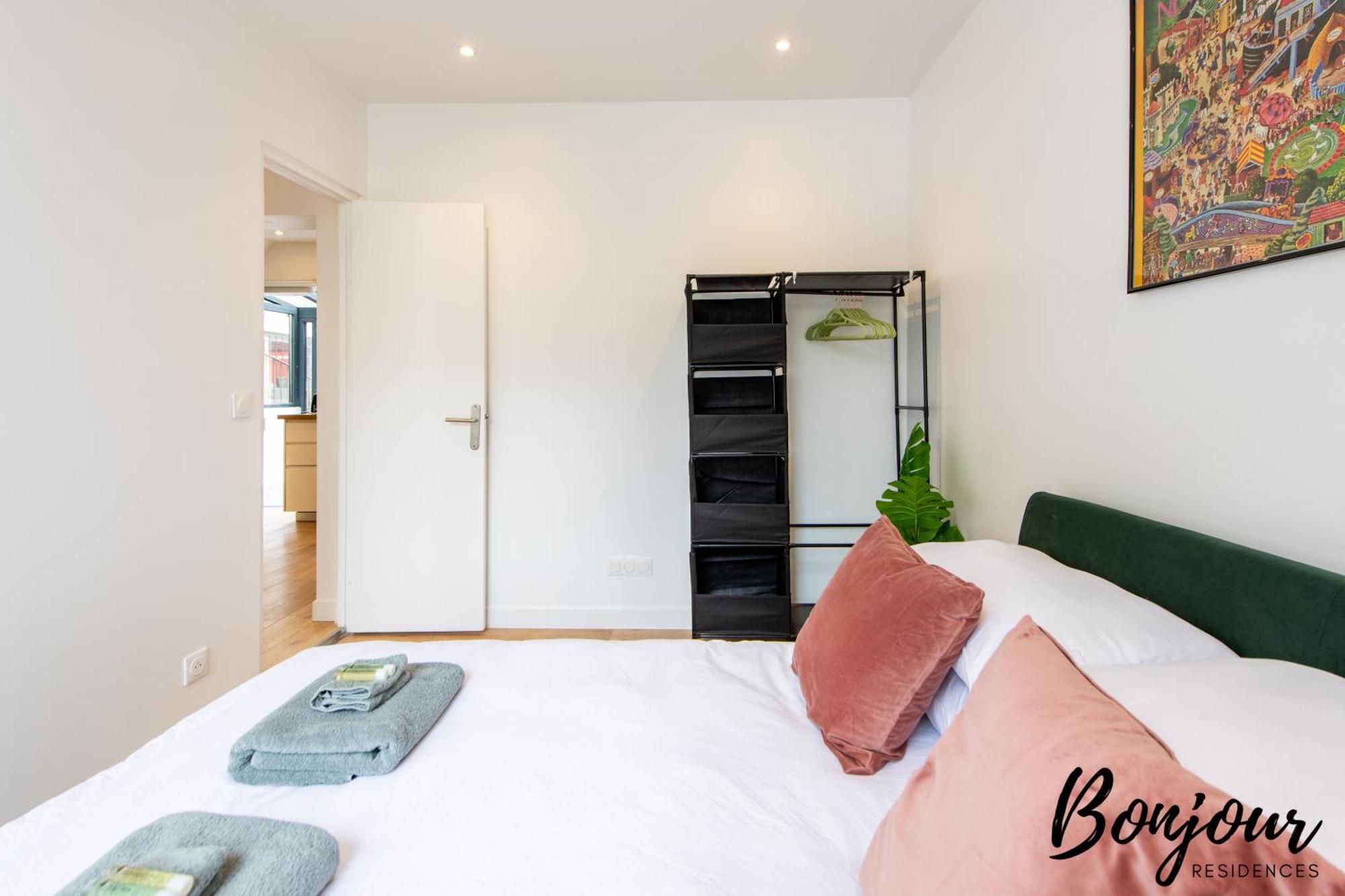Free Parking - Porte D'Orleans - 2 Bedrooms Montrouge Ngoại thất bức ảnh